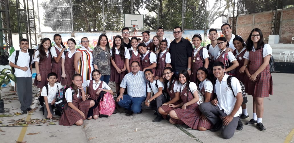 Estudiantes de la Institución Educativa Jose Eustasio Rivera.
